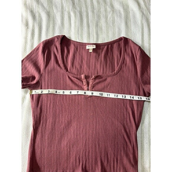 Selfie Scoop Short Sleeve Hook & Eye Rib-Knit Crop Top Juniors Medium Pink Mauve - Picture 10 of 11